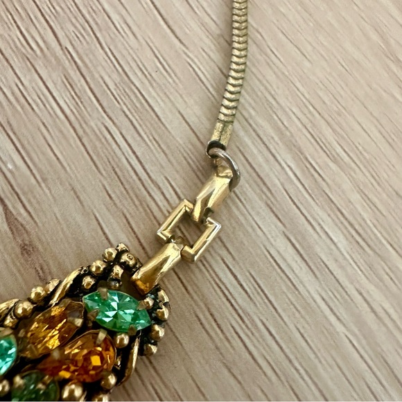 🥂SOLD🥂Vintage Crystal Barclay Signed Necklace, Gold-Tone Emerald Amber, 15” - Picture 8 of 13